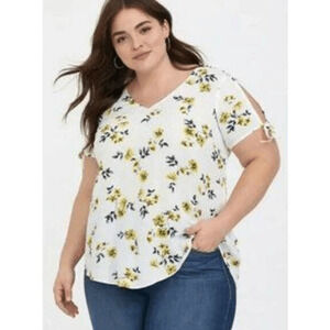 torrid Yellow Floral Crepe Tie Sleeve Top Size 0 (0X) 3669